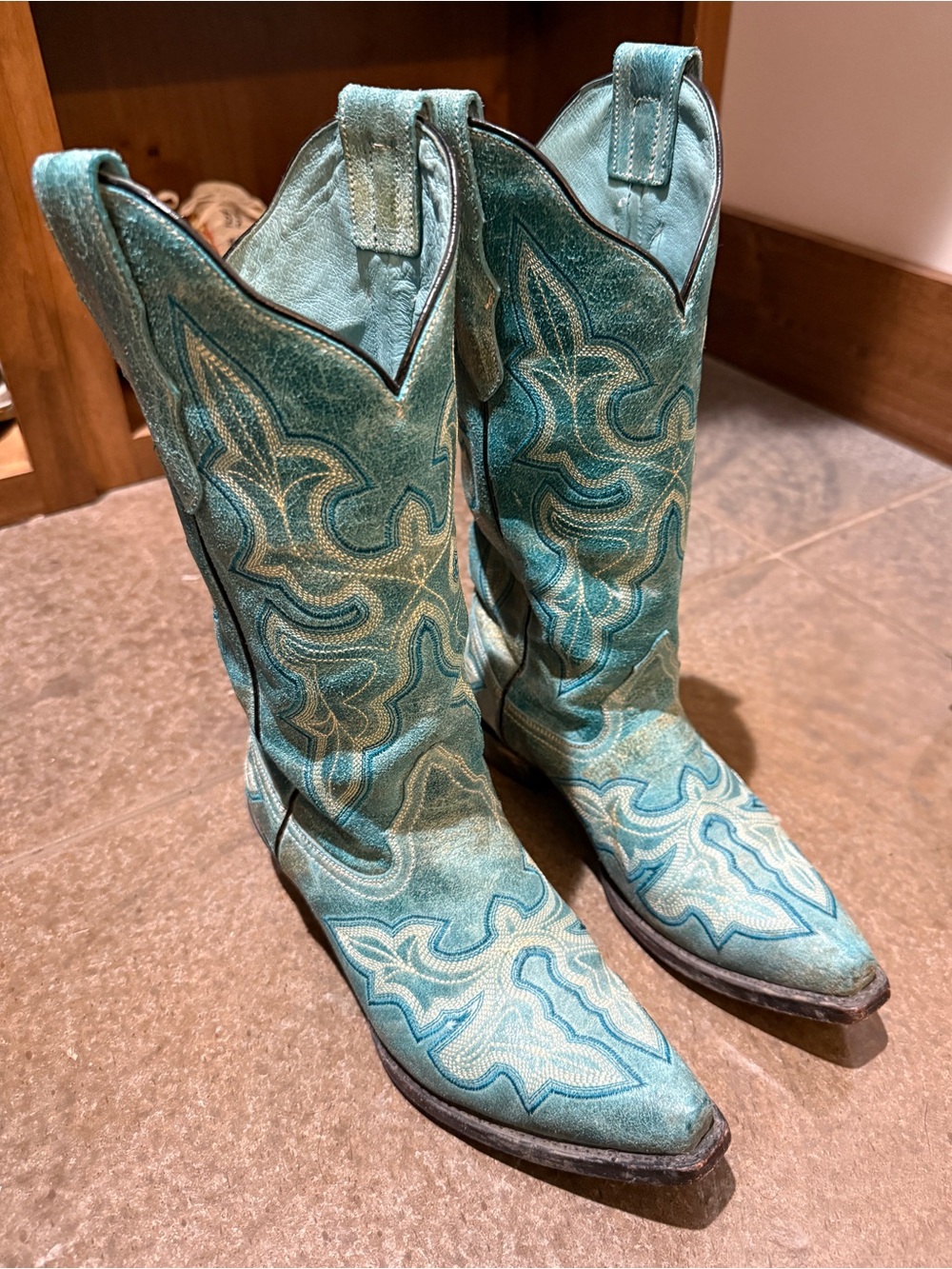Roper Women’s Snip Toe Cowboy Boots